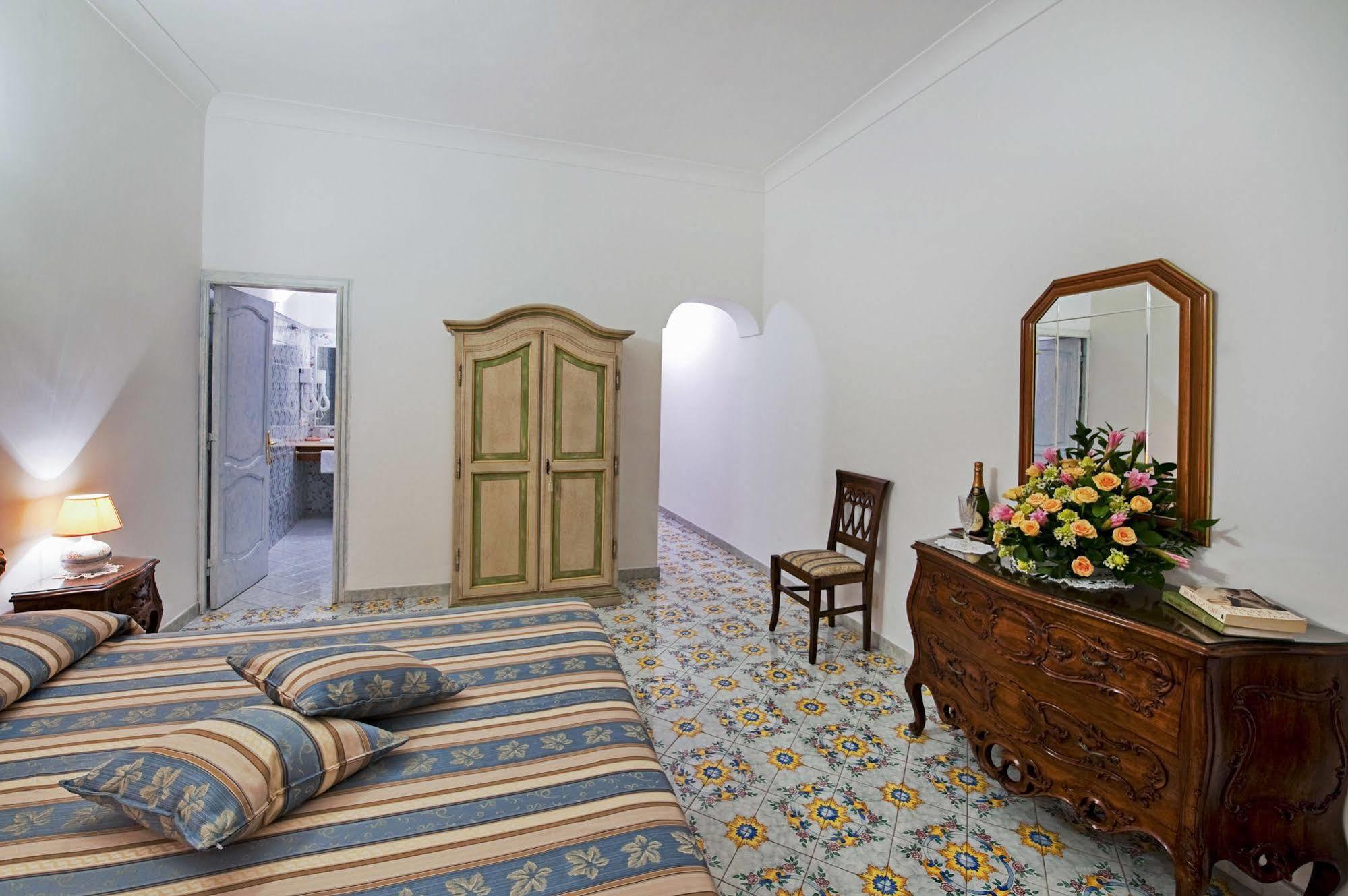La Rosa Dei Venti Apartahotel Positano